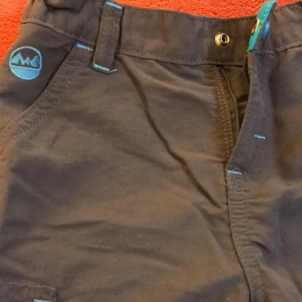 10/$50 Lot 2 Pc Carter’s & 8ODRHGY  Pants Size 2T